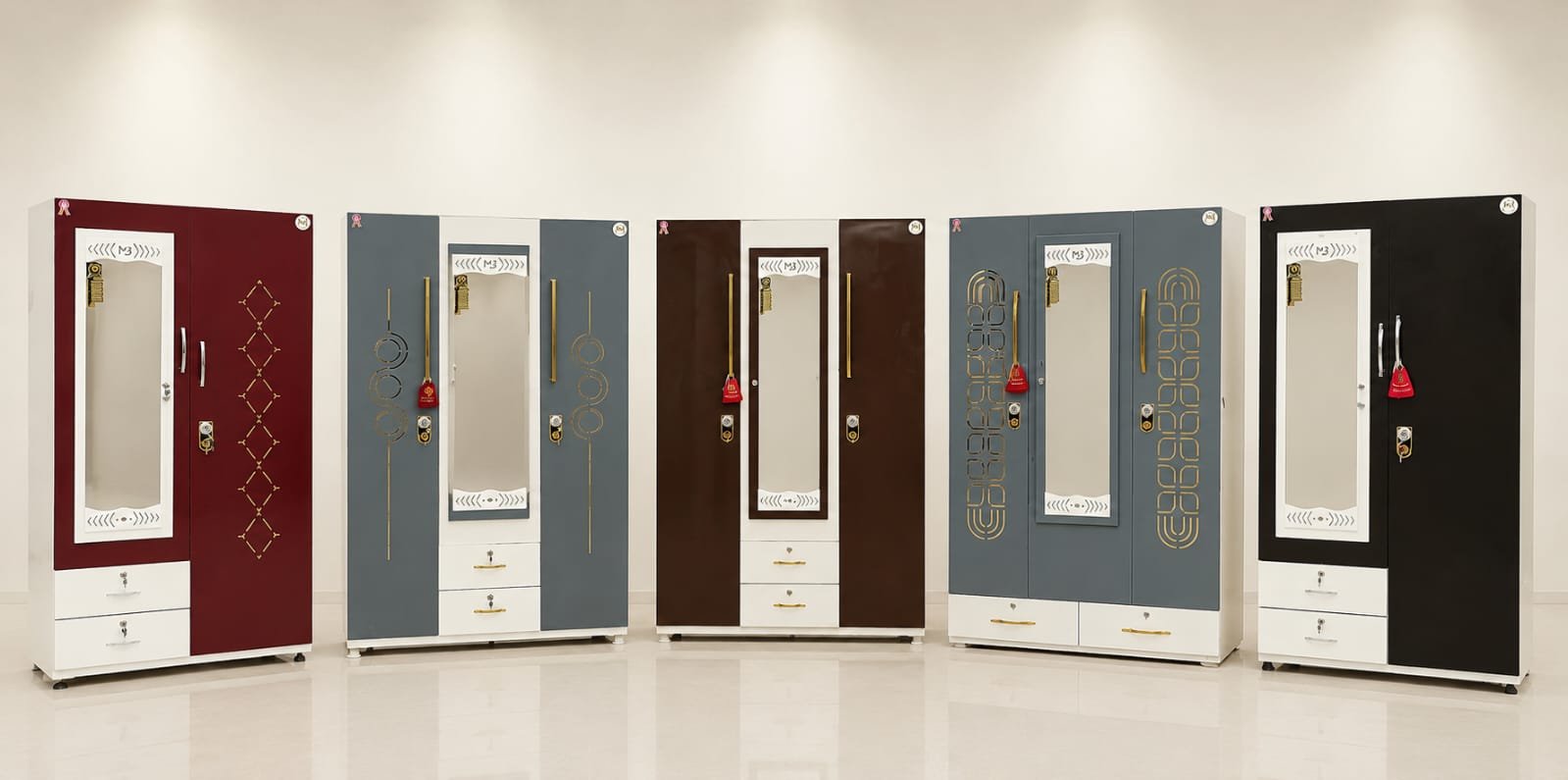 PINE PRO – 3 Door Wardrobe